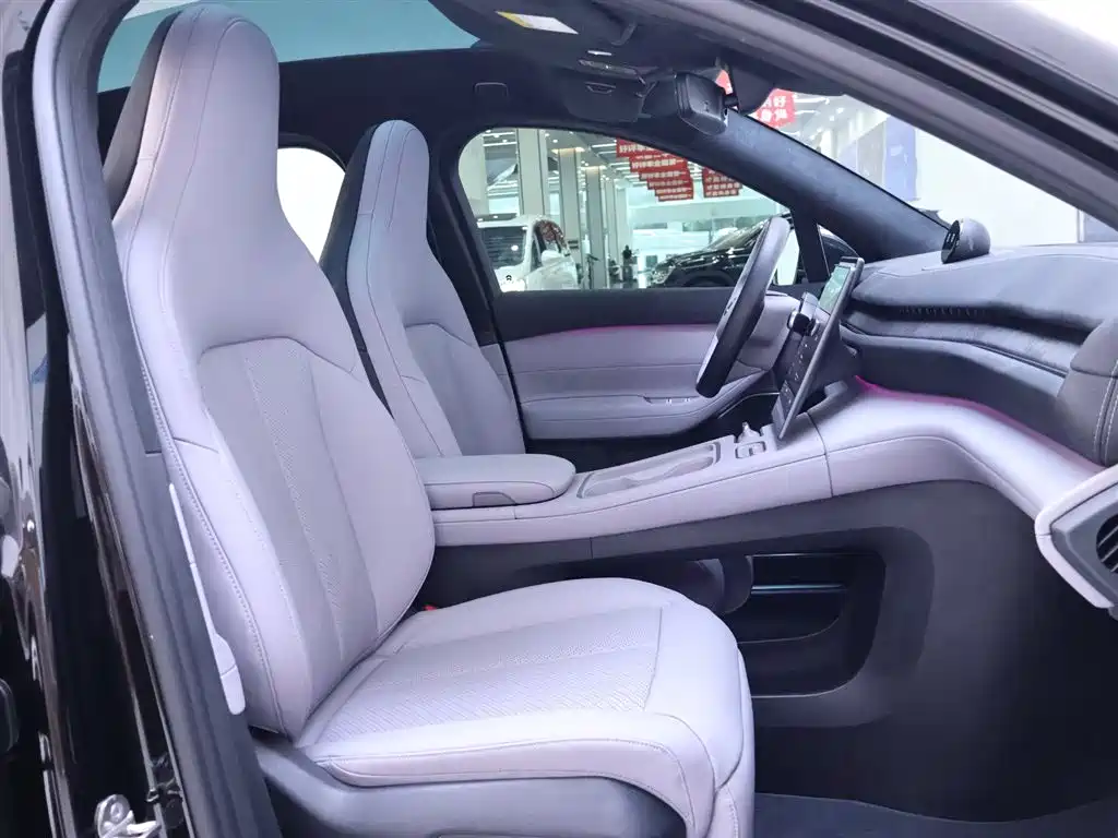NIO EC6 2024 Model 75kWh