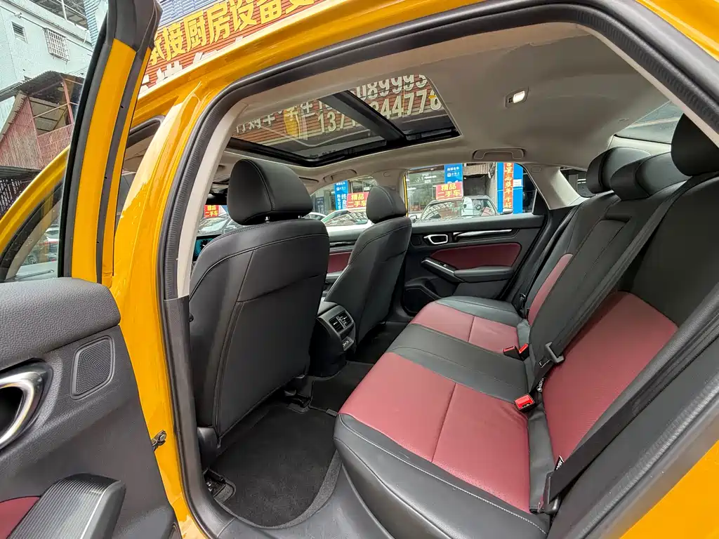Type R 2022 240TURBO CVT Premium Edition