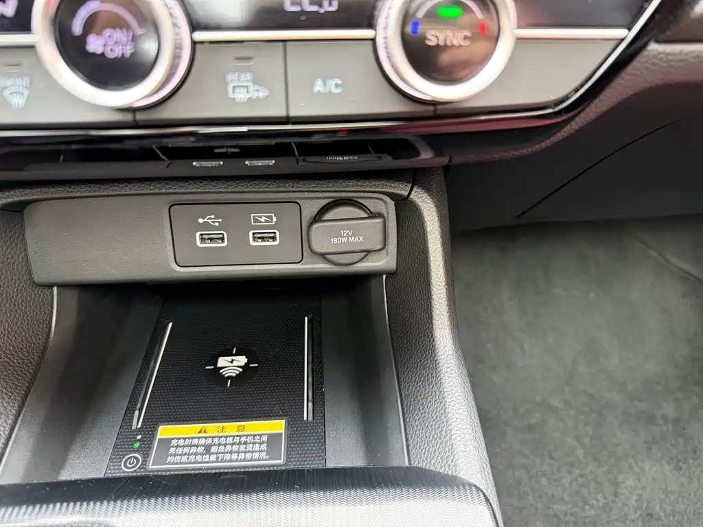 Type R 2022 240TURBO CVT Premium Edition