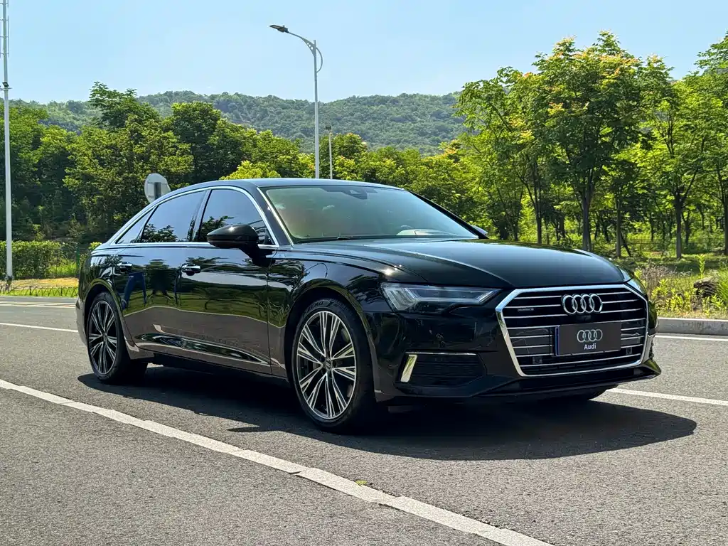 Audi A6L 2022 55 TFSI quattro Flagship Edition