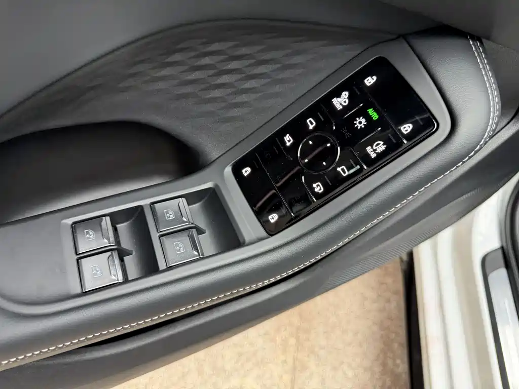 Audi A5 L 2026 model Sport Edition