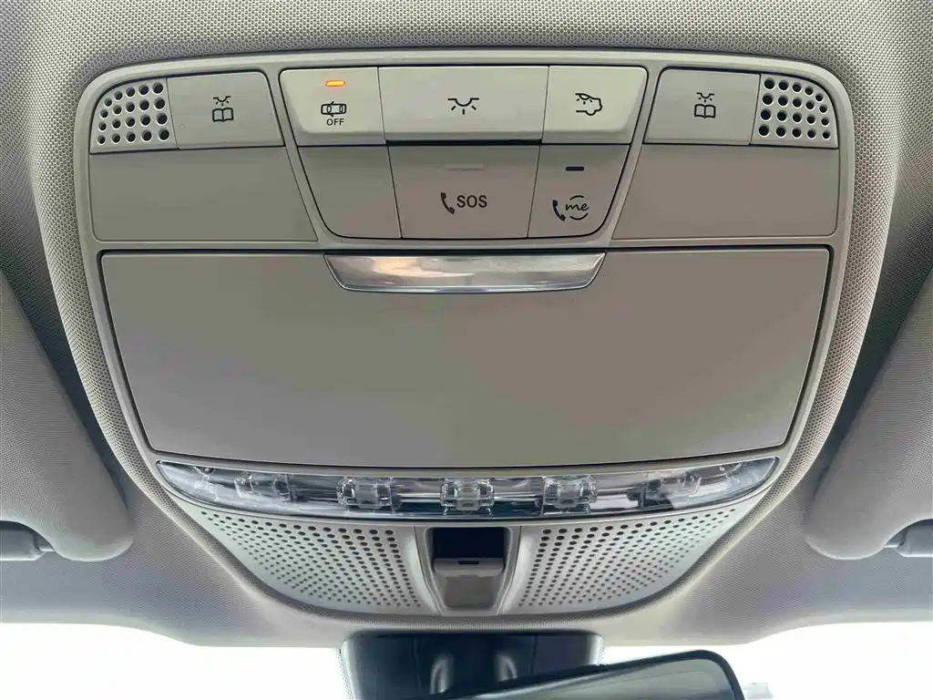 Mercedes-Benz E-Class 2022 E 300 L Fashion Edition