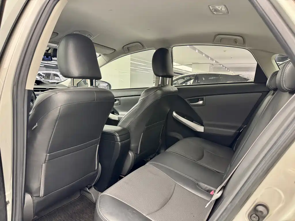 Prius 2012 1.8L Luxury Edition