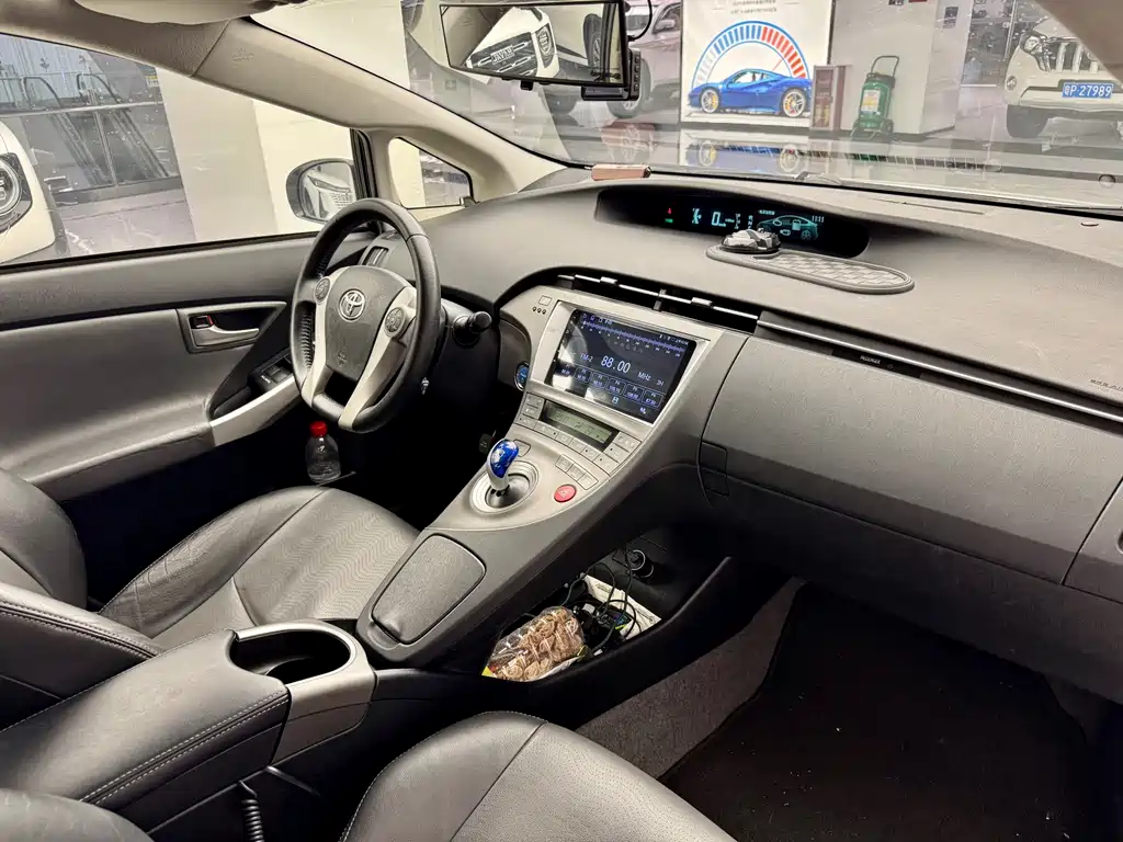 Prius 2012 1.8L Luxury Edition
