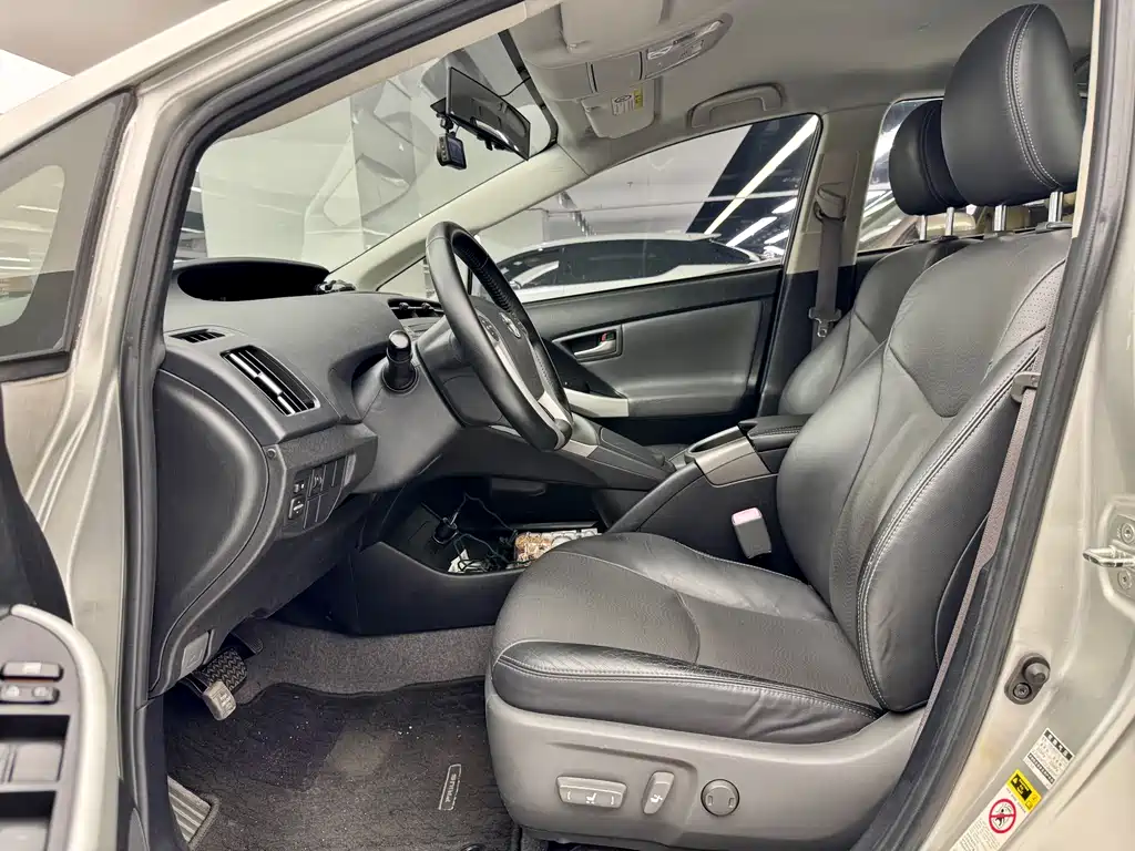 Prius 2012 1.8L Luxury Edition