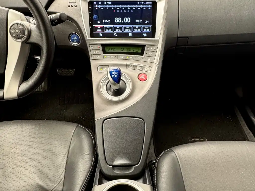 Prius 2012 1.8L Luxury Edition