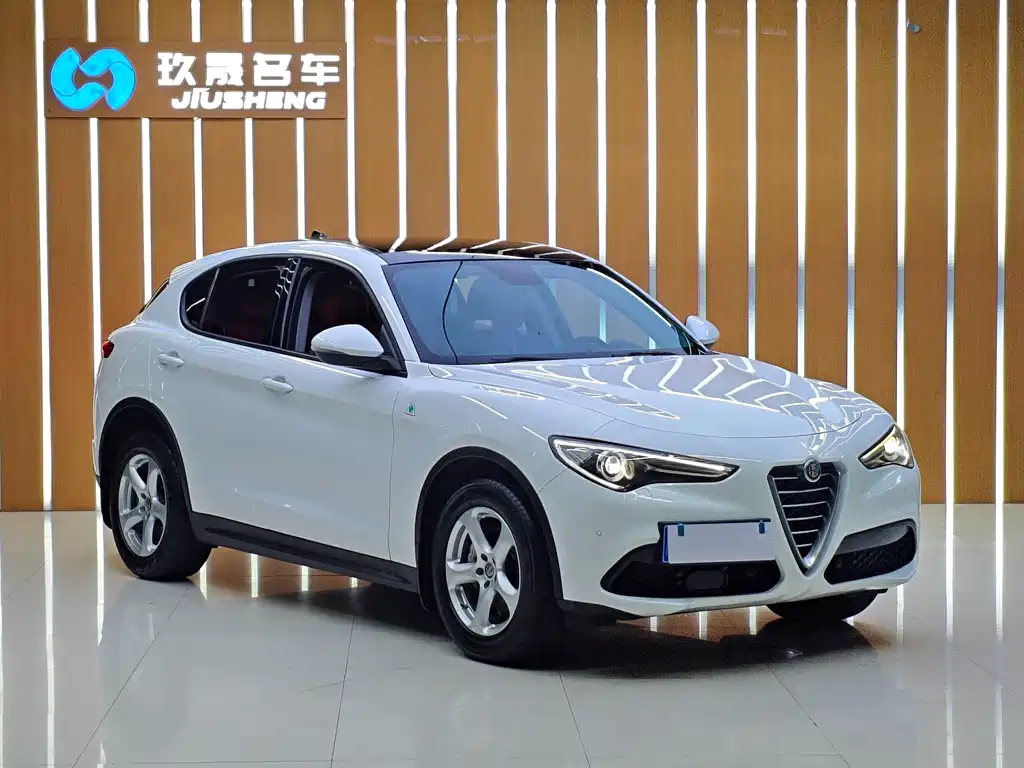 Stelvio 2017 2.0T 200HP Elite Edition