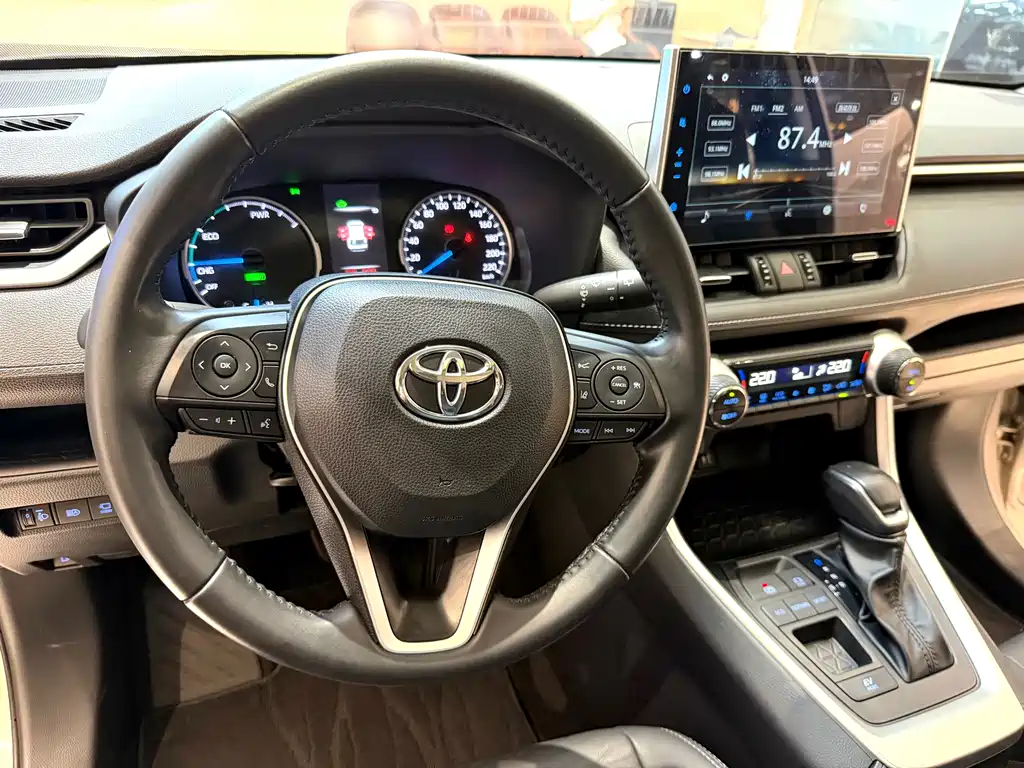 Velaranda 2022 model Hybrid 2.5L E-CVT two-wheel drive luxury edition