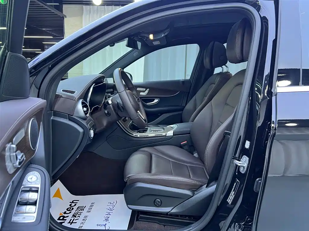 Mercedes GLC 2022 Facelift 260 L 4MATIC Luxury Edition