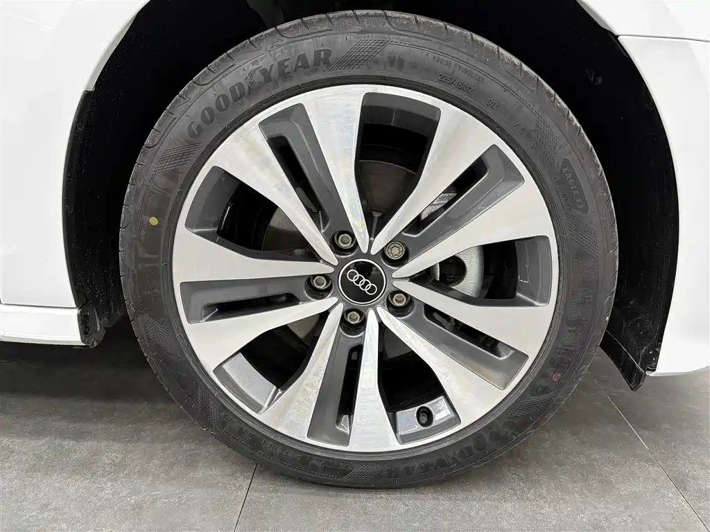 Audi A3 2021 A3L Limousine 35 TFSI进取致雅型