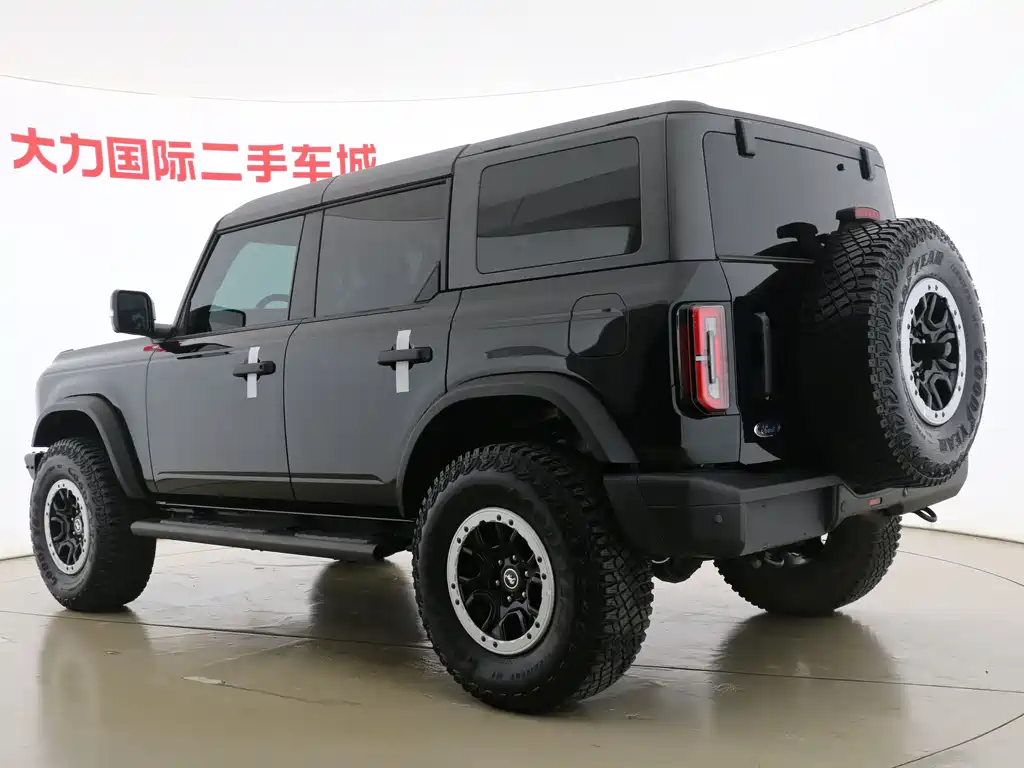Ford Bronco 2024 2.3T Off-Road