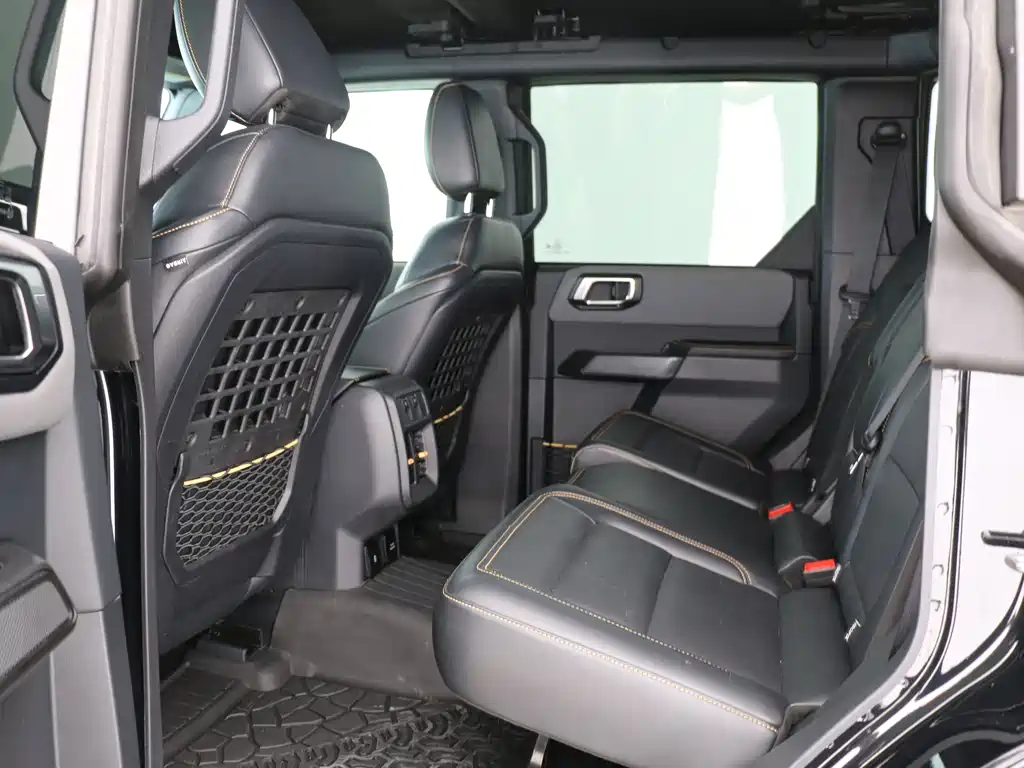 Ford Bronco 2024 2.3T Off-Road