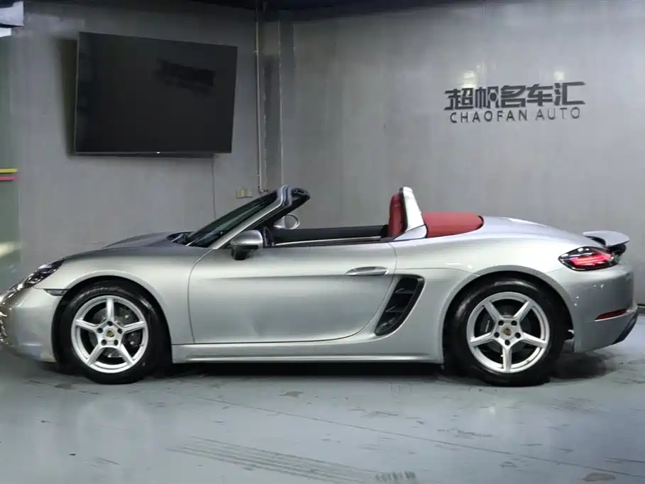 Porsche 718 Boxster 2.0T 2022 Model