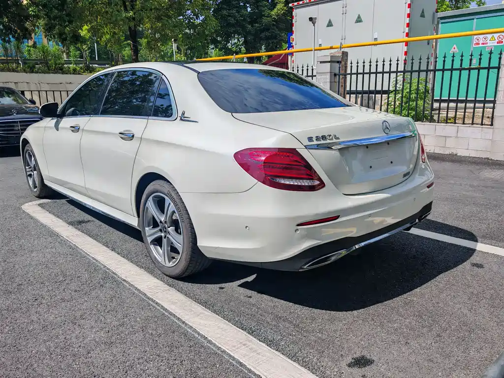 Mercedes E-Class 2020 E 260 L Sporty
