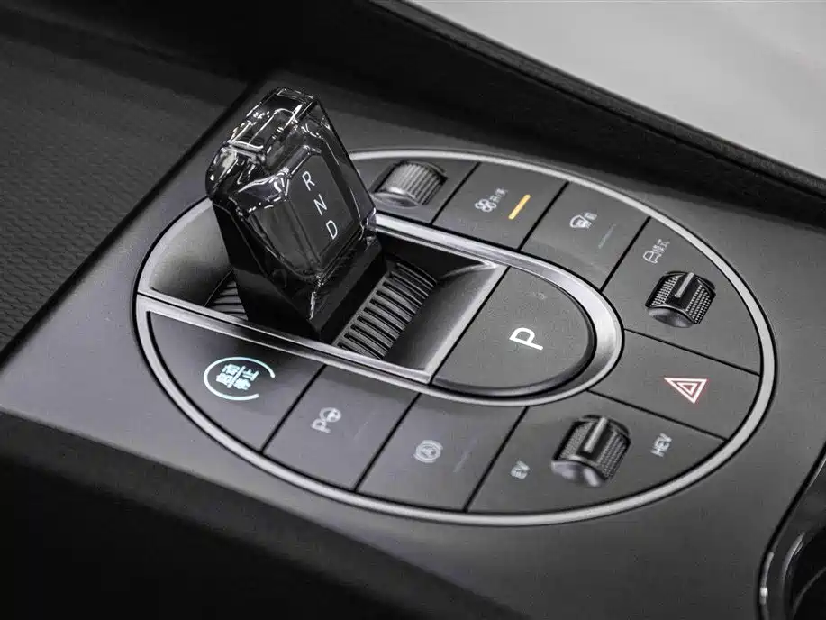 Oceanic 05 DM-i 2025 Model DM-i Intelligent Driving Edition 120KM Flagship Type