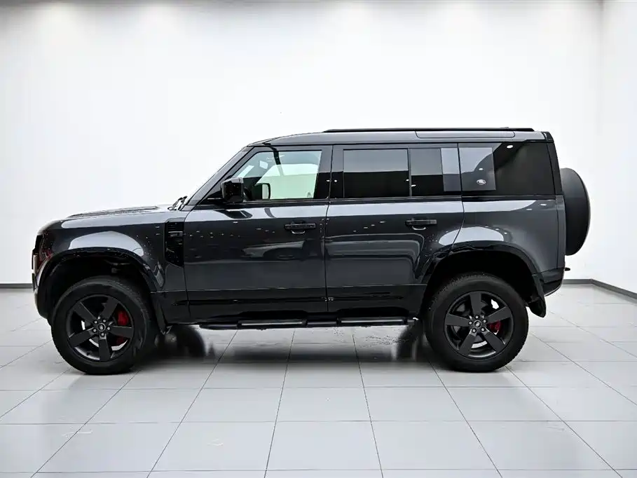 Land Rover Defender 2024 110 3.0T P400 X-DYNAMIC HSE