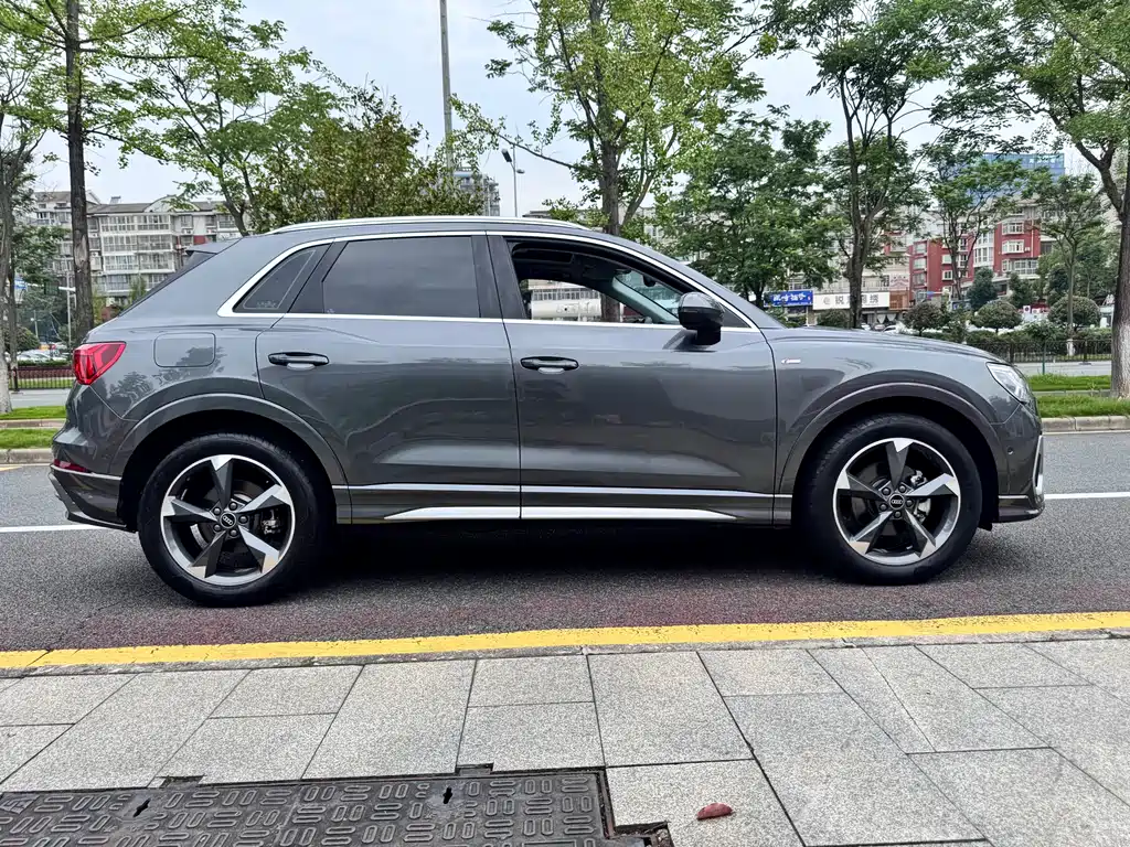 Audi Q3 2022 35 TFSI Sporty Dynamic Edition