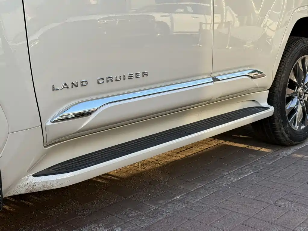 Land Cruiser (Import) 2025 Model 3.3T Diesel Edition