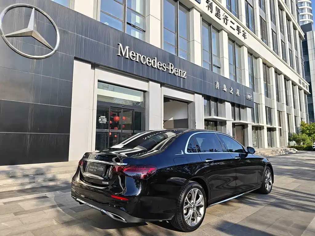 Mercedes-Benz E-Class 2022 Facelift 3 E 300 L Sporty and Stylish Edition