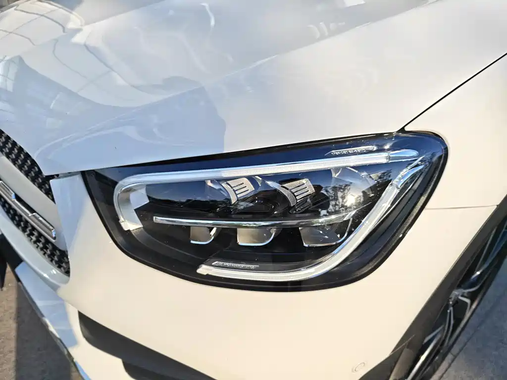 Mercedes GLC 2020 260 L 4MATIC Luxury Edition