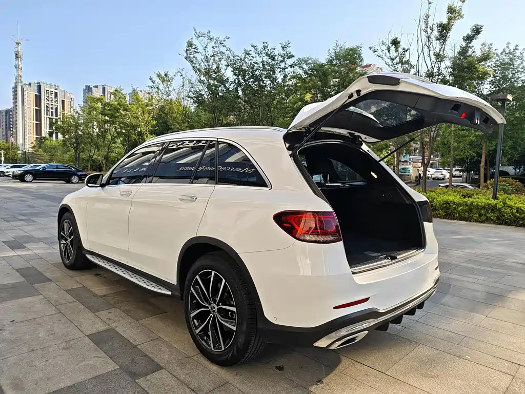 Mercedes GLC 2020 260 L 4MATIC Luxury Edition