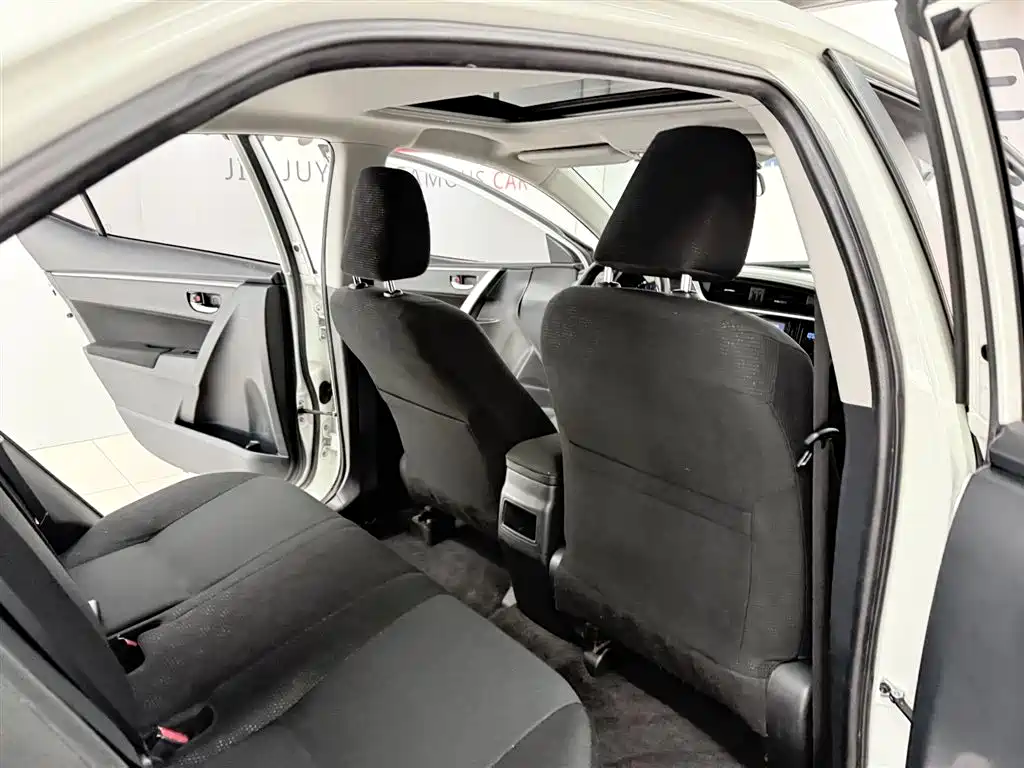 Corolla 2017 model restyled 1.2T S-CVT GL-i