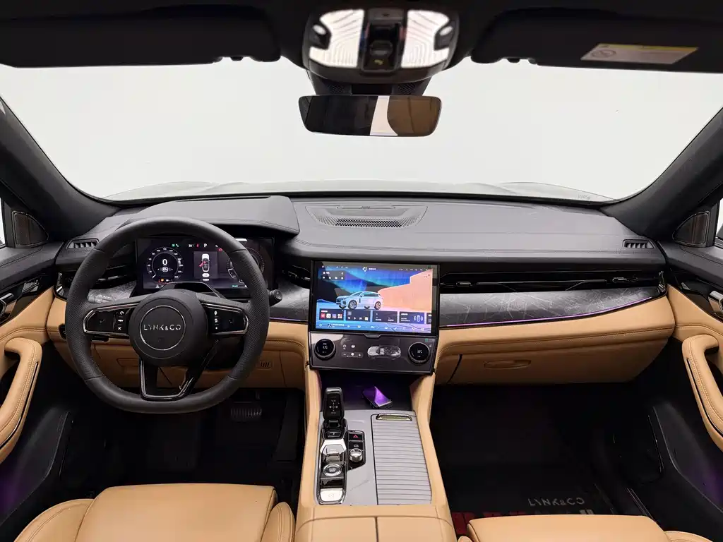 Lynk & Co 09 EM-P 2021 2.0T PHEV Ultra 6-seat