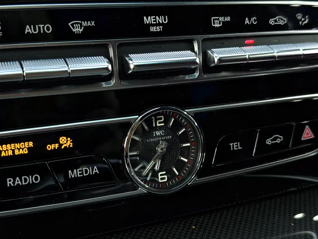 Mercedes-Benz G-Class 2023 G 500