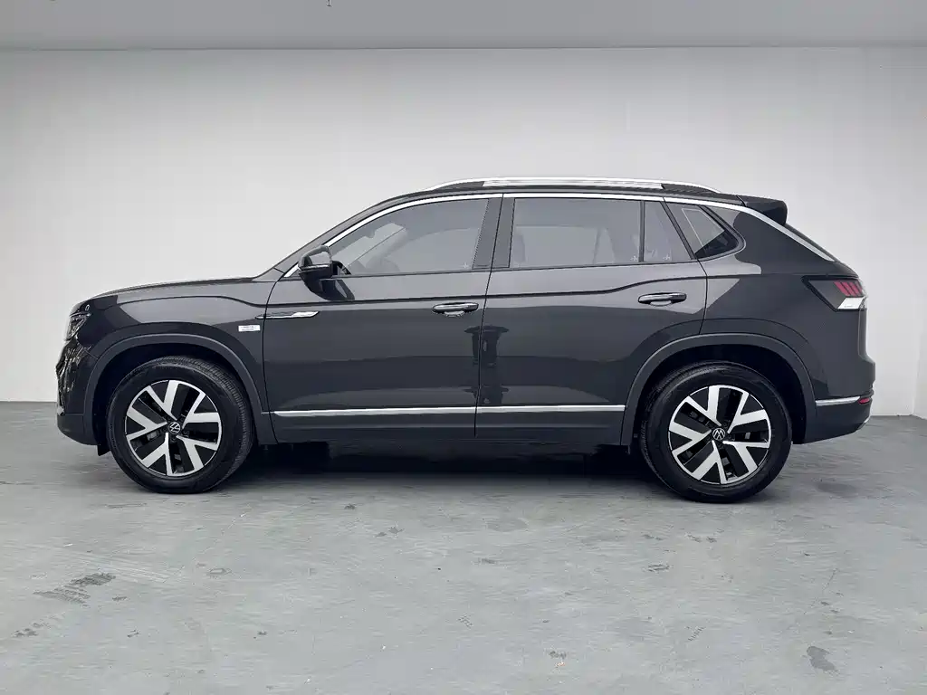 Tayron 2023 330TSI Two-Wheel Drive Luxury Plus Advanced Edition