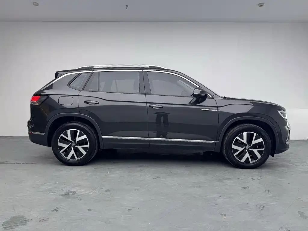 Tayron 2023 330TSI Two-Wheel Drive Luxury Plus Advanced Edition