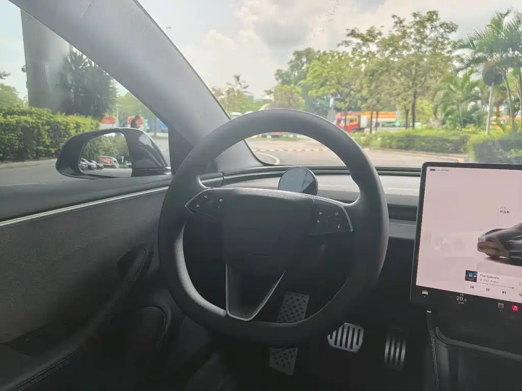 Model 3 Rear-Wheel Drive 2023