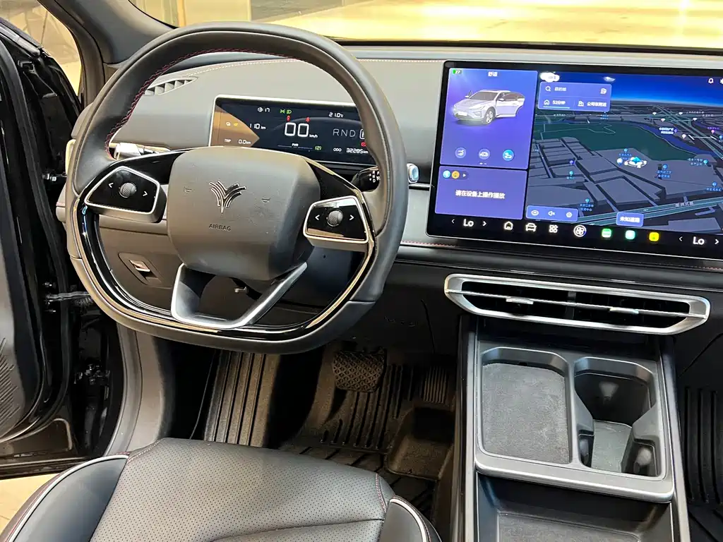 NIO X 2024 Edition 400 Prestige Version