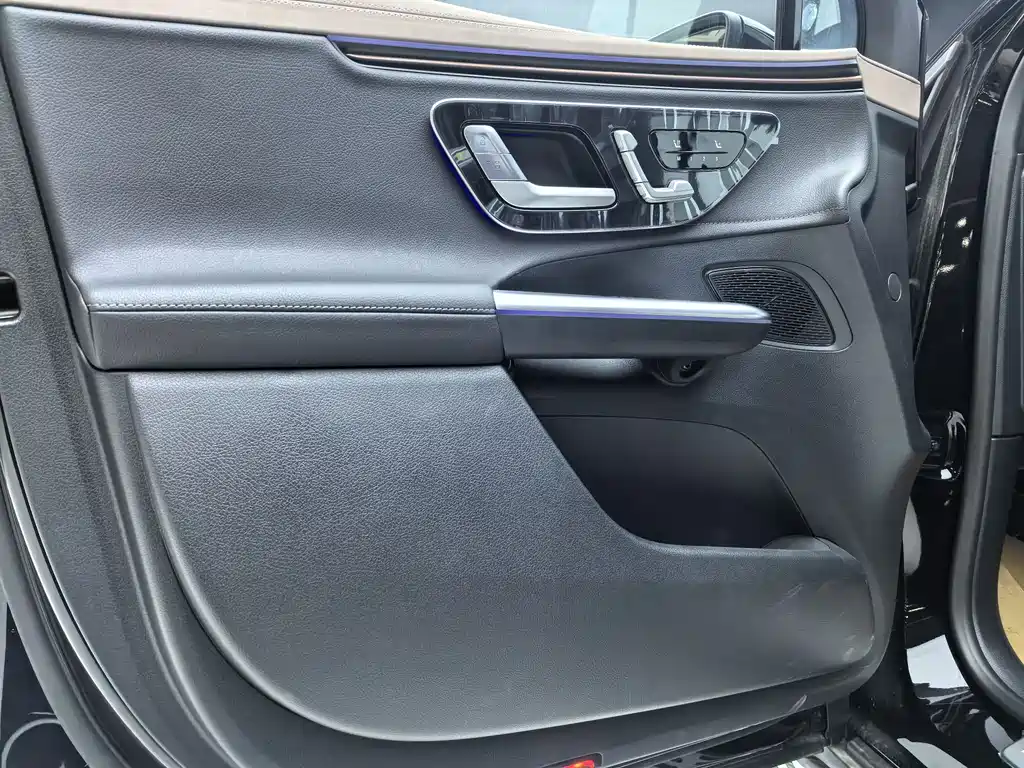 EQE SUV 2024 500 4MATIC Pioneer Edition