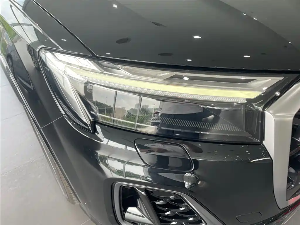 Audi Q7 2025 55 TFSI quattro S line Sport Edition