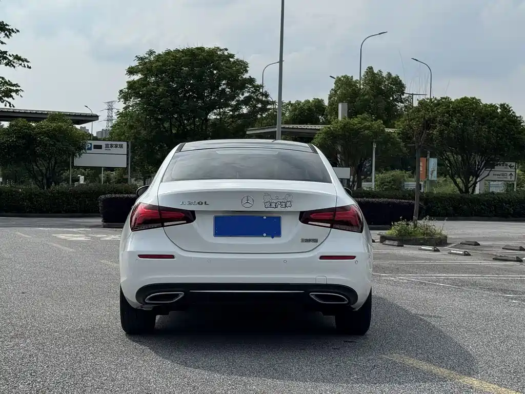 Mercedes A-Class 2019 A 200 L