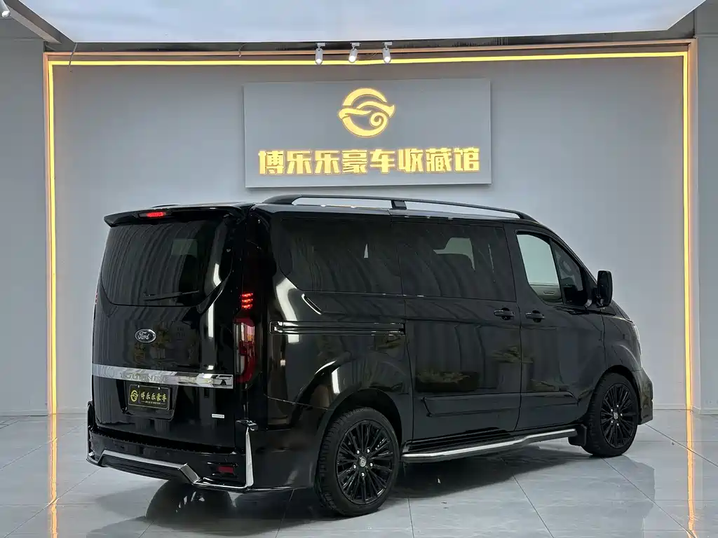 Watson Ford Black Knight 2022 Model 2.0T Peak Edition