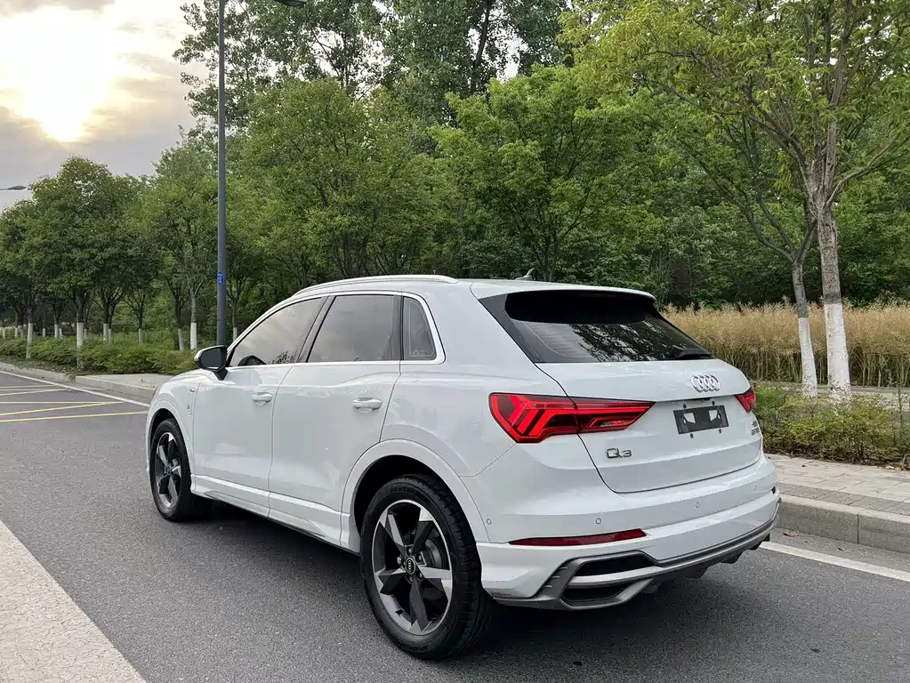 Audi Q3 2022 35 TFSI Sporty Dynamic Edition