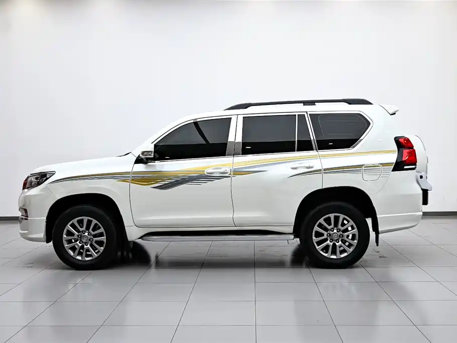 Prado 2019 3.5L Automatic TX-L Prestige Edition Rear Spare Tire