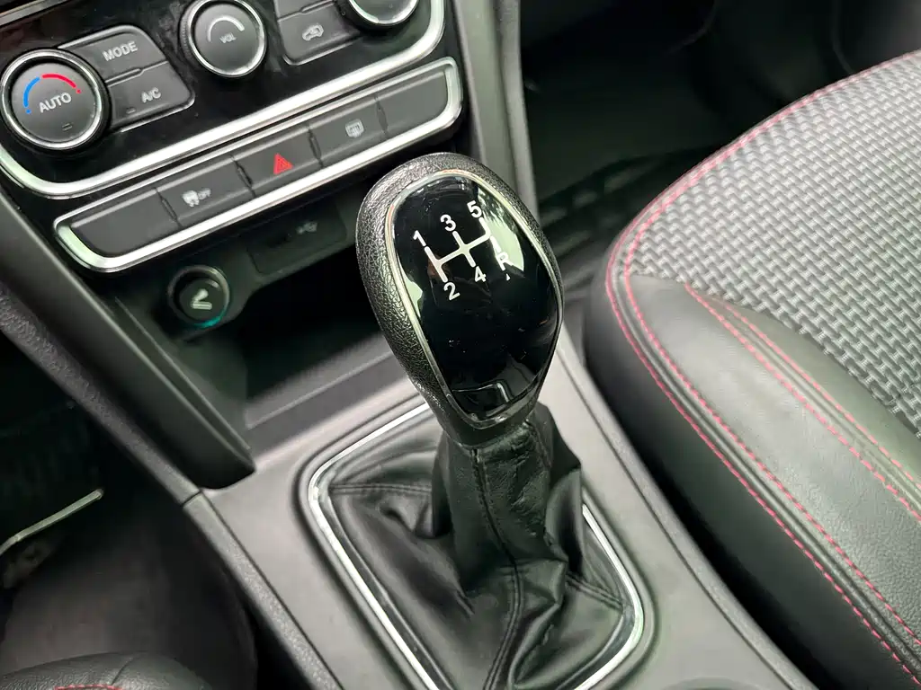 H5 2016 Model 1.6L Manual ZhiShang Edition