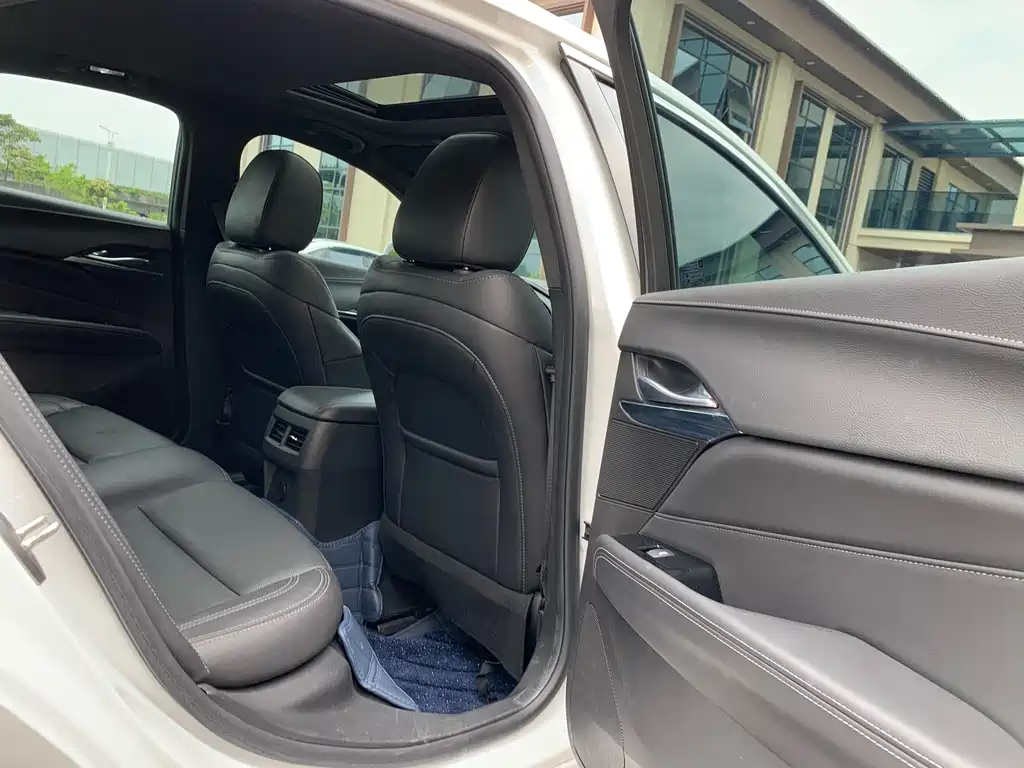 Cadillac CT4 2022 28T Luxury Edition