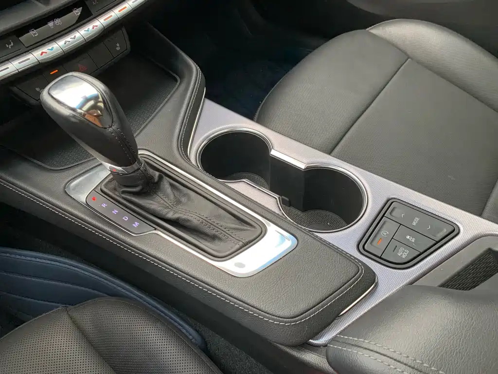 Cadillac CT4 2022 28T Luxury Edition