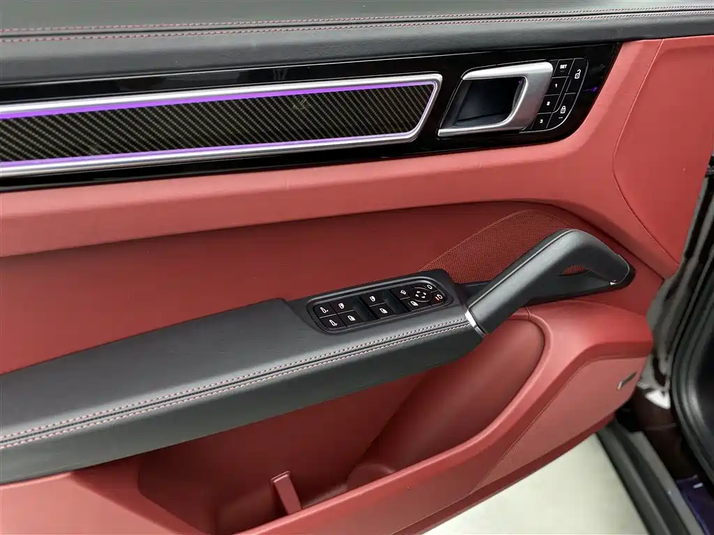 Cayenne 2019 3.0T