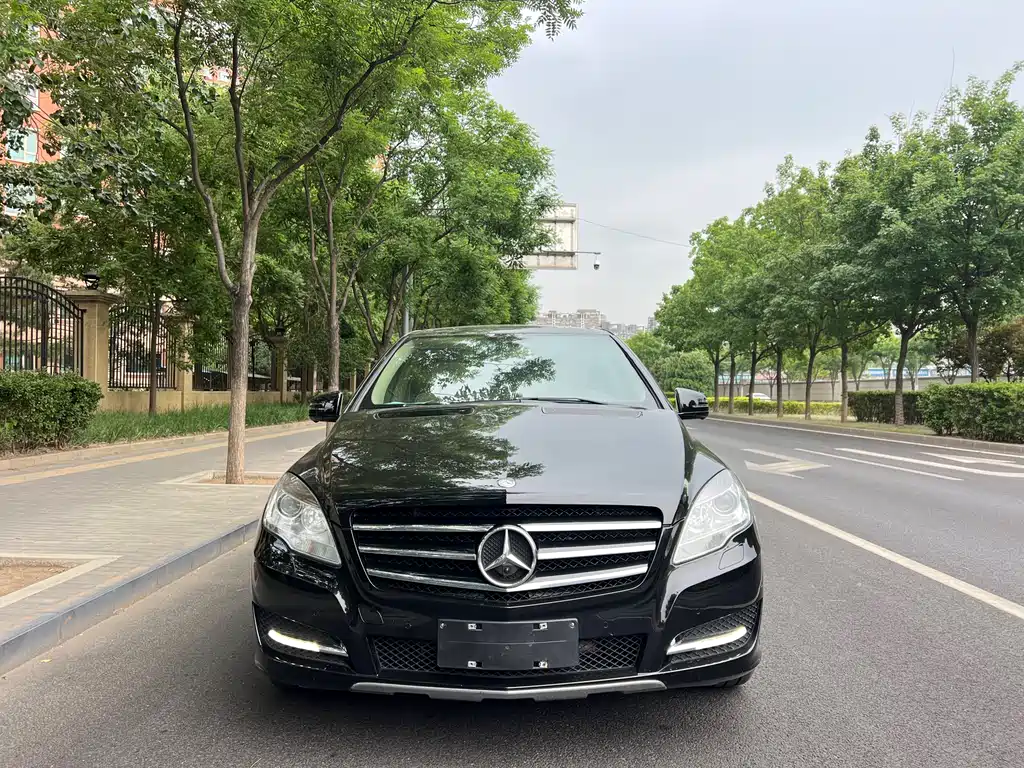 Mercedes-Benz R-Class 2017 R 320 4MATIC Business Edition Limited Edition