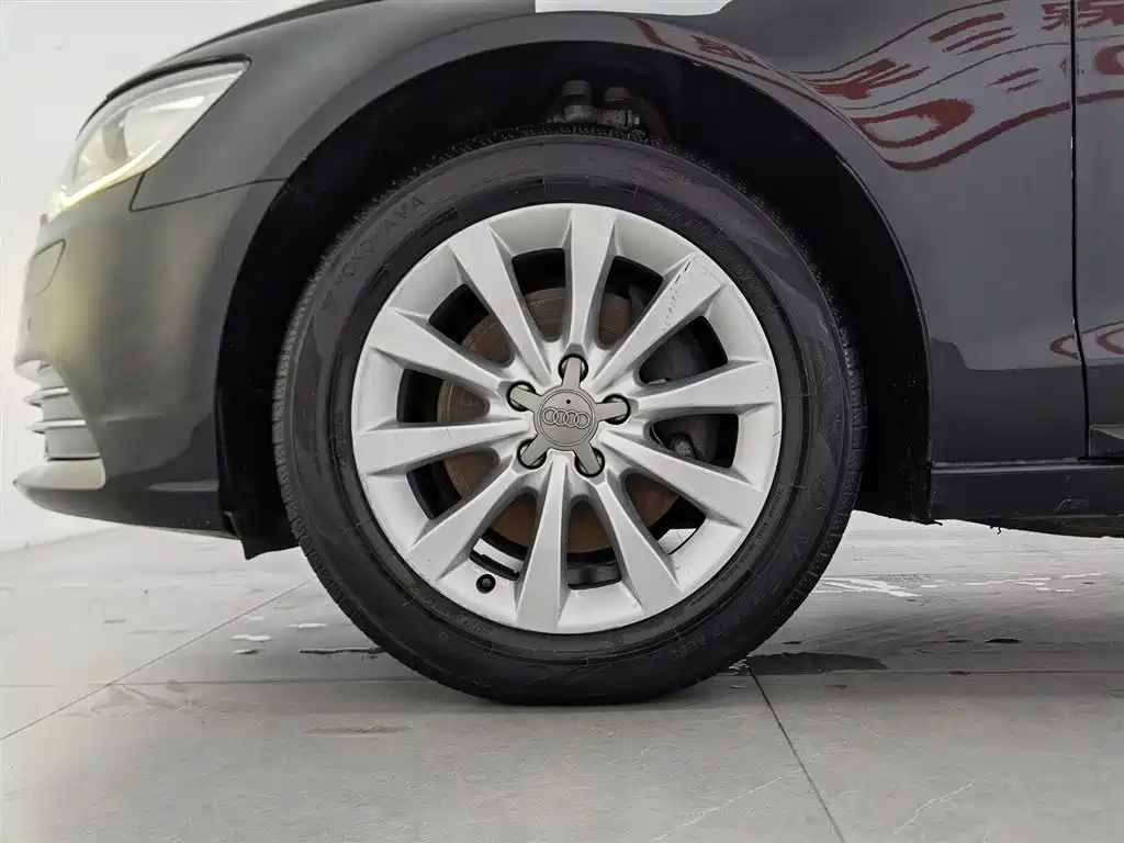 Audi A6L 2014 model TFSI standard version