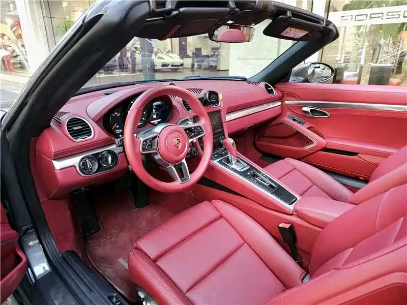 Porsche 718 Boxster 2.0T 2022 Model