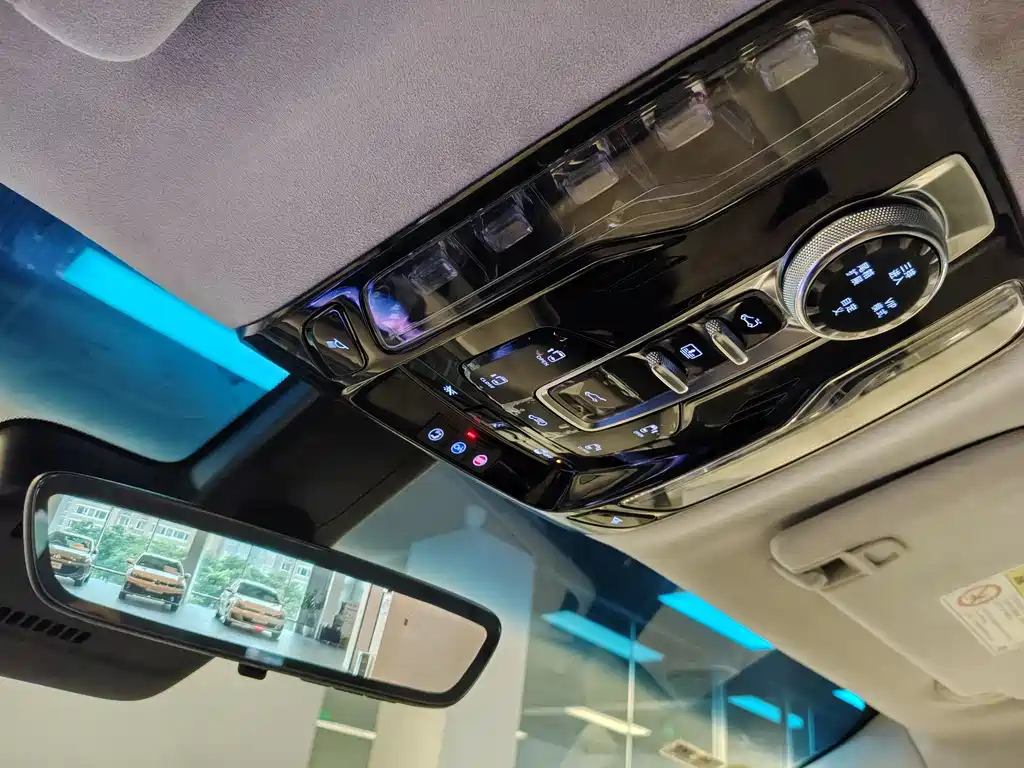 2025 Century 2.0T Six-Seater Yunshe Edition