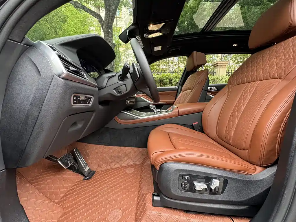 BMW X7 2022 xDrive40i Luxury Edition M Sport Package