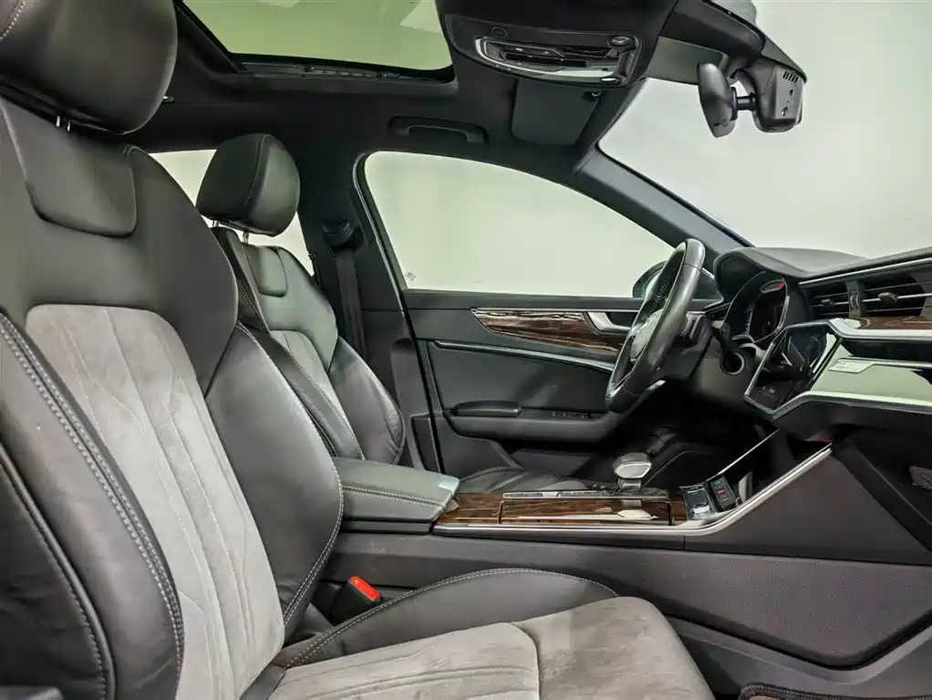 Audi A6L 2021 45 TFSI Prestige Dynamic Edition