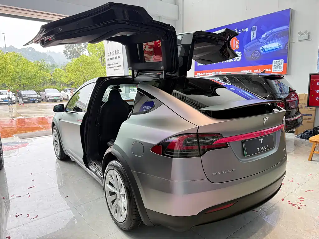 Model X 2016 Performance High Power Edition
