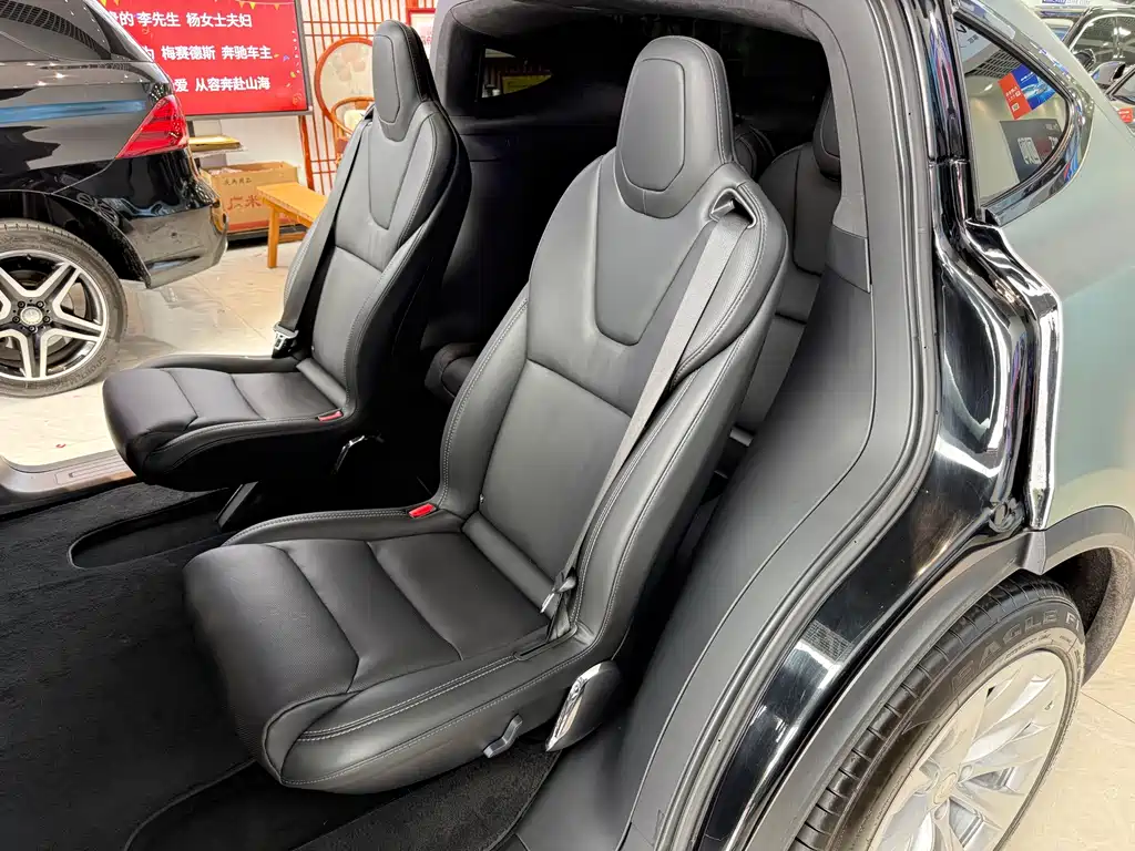 Model X 2016 Performance High Power Edition